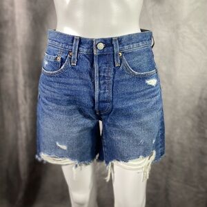 NWOT Levi’s High Rise Distressed Denim Shorts